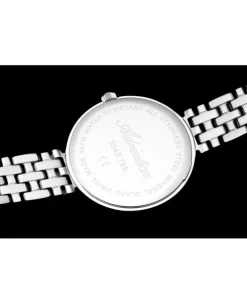 Efektowna i elegancka tarcza w modelu A3543 ozdobiona jest diamentem. Adriatica A3543.5147DQ